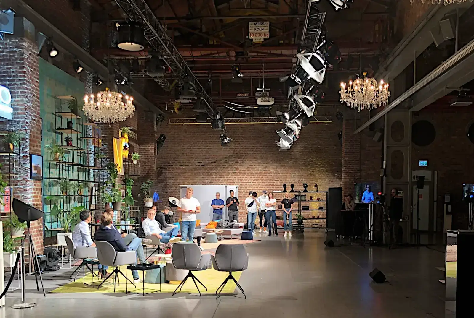 Moderator Online Event buchen - Digital + hybrid moderator online event buchen digital hybrid